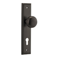 Iver Cambridge Door Knob on Stepped Backplate Euro Signature Brass 10840E85