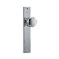 Iver Cambridge Door Knob on Rectangular Backplate Passage Brushed Chrome 12322