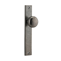 Iver Cambridge Door Knob on Rectangular Backplate Passage Distressed Nickel 13822