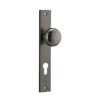 Iver Cambridge Door Knob on Rectangular Backplate Euro Distressed Nickel 13822E85