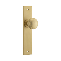 Iver Paddington Door Knob on Chamfered Backplate Passage Brushed Brass 10831