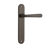 Iver Copenhagen Lever Handle on Oval Backplate Passage Signature Brass 10876