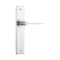 Iver Como Door Lever Handle on Chamfered Backplate Passage Brushed Chrome 12258