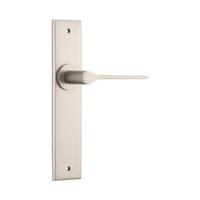 Iver Como Door Lever Handle on Chamfered Backplate Passage Satin Nickel 14758