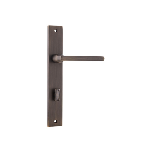 Iver Baltimore Lever on Rectangular Backplate Privacy Signature Brass 10702P85