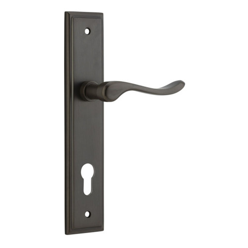 Restocking Soon: ETA Early December - Iver Stirling Lever Handle on Stepped Backplate Euro Signature Brass 10926E85